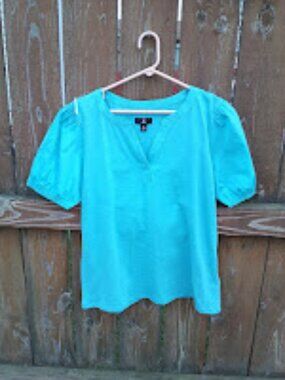J Jason Wu Blue Puff Sleeve Top Sz. M NWT